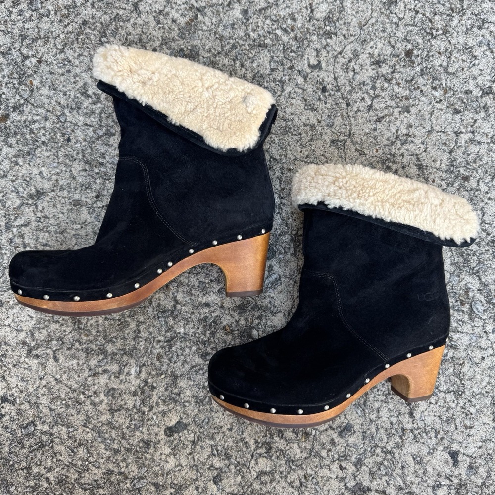 UGG Australia Lynnea Sheepskin Winter Boots Womens Size 7 EUR 38 Black Leather